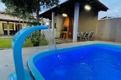 Linda Casa com Piscina e com Mobílias  